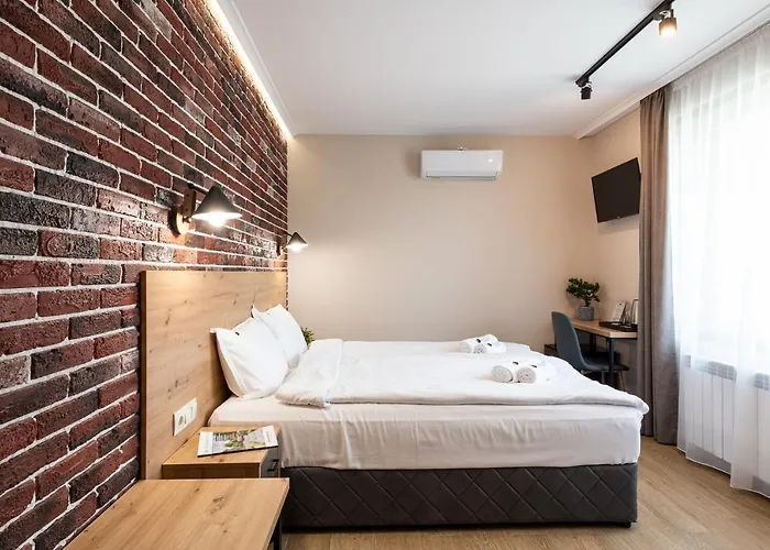 ホテル камъните 3*