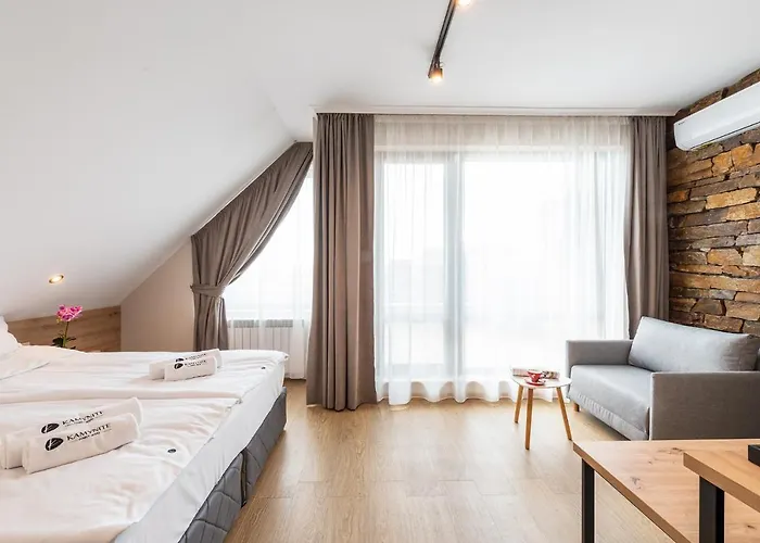 ホテル камъните 3*