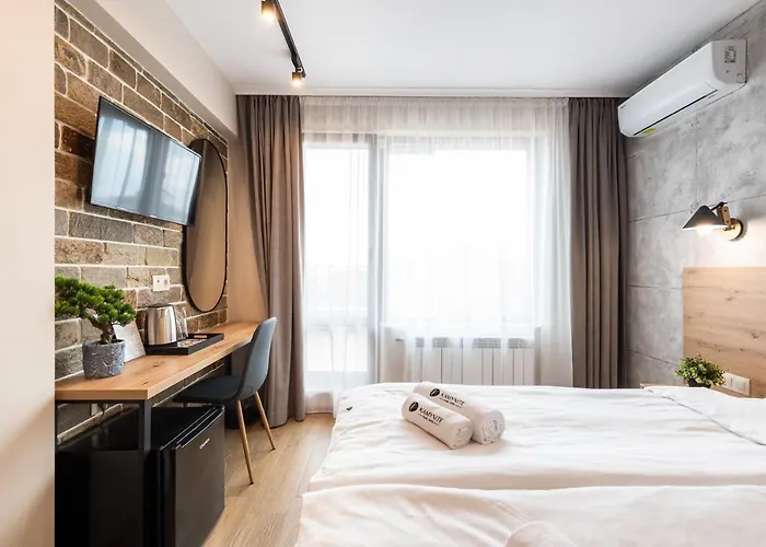 камъните ホテル 3*