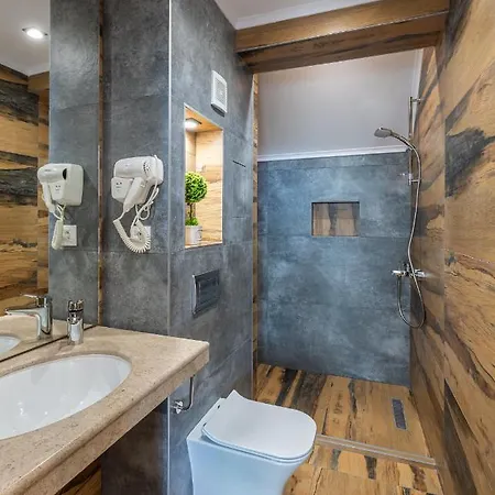 Otel камъните 3*