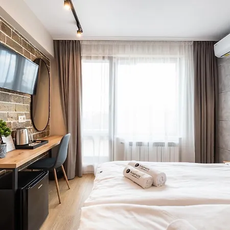 камъните Otel 3*