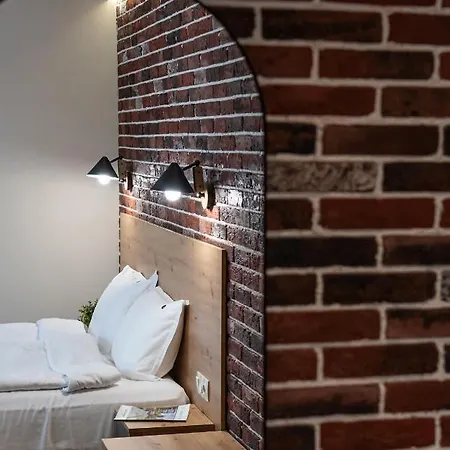 камъните Hotel 3*