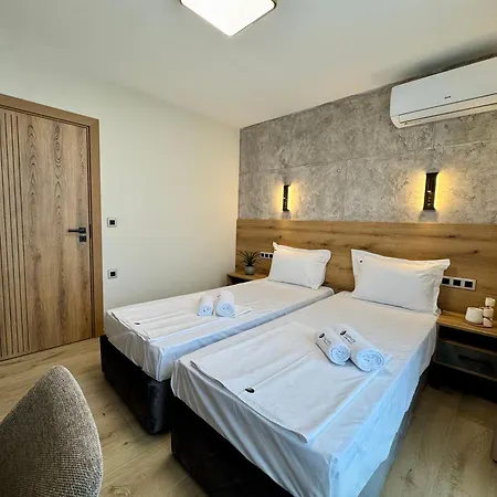 камъните Hotel